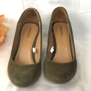 Merona olive suede wedges